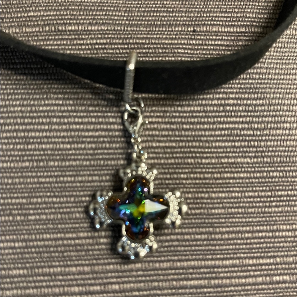 Elegant Black Choker Necklace with Swarovski Crystal Pendant